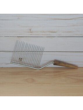 VTG Bakelite Handle Cake Breaker Angel Food Mid Century Collectible Kitchen Tool
